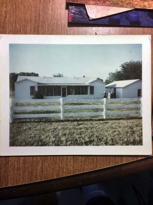 Louise, Anne and Ben Knight, Azle house